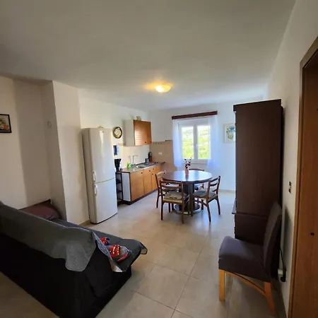 Apartment Oliva Krk Town Buitenkant foto
